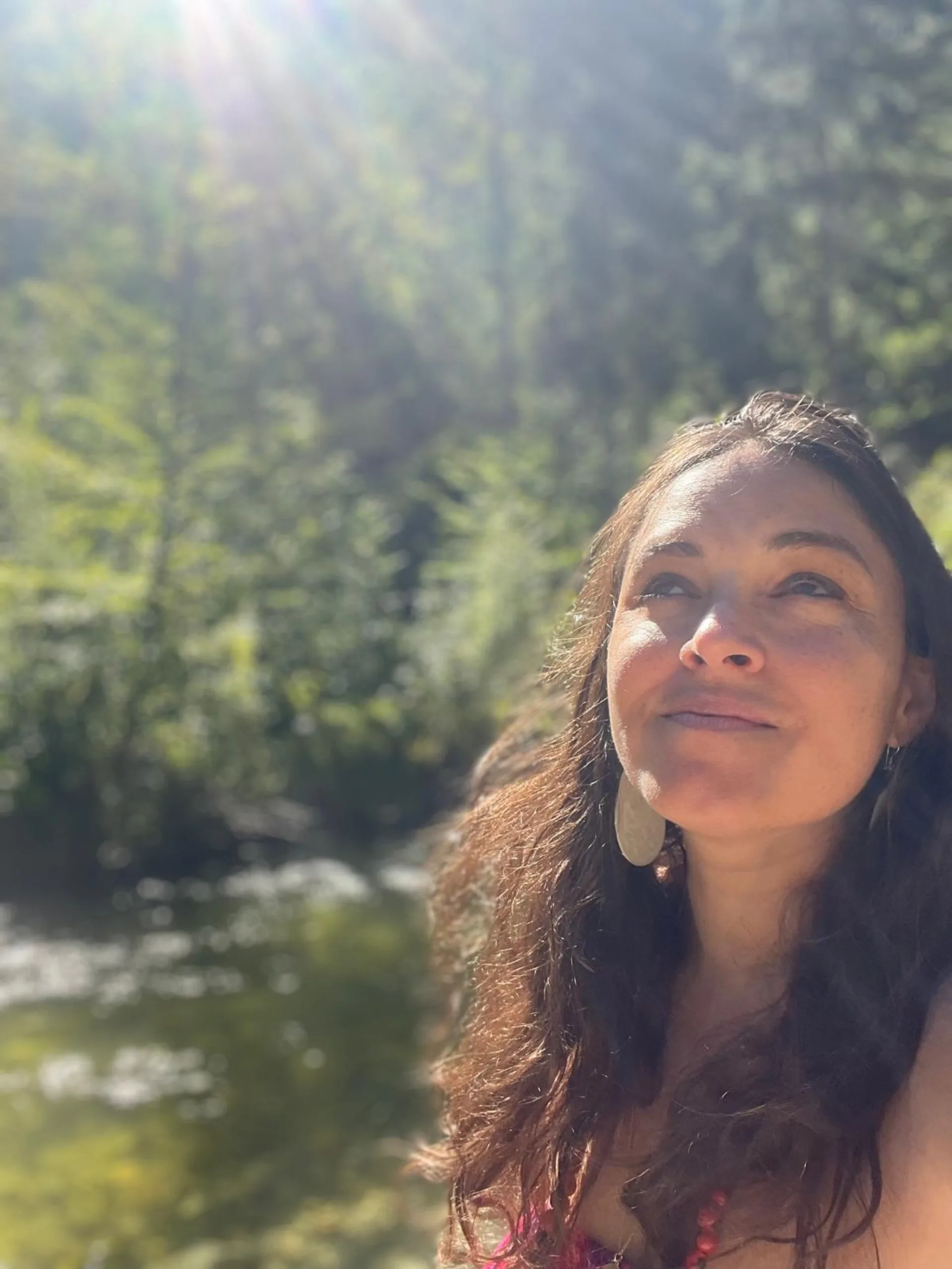 Sayartah am Fluss — Wieder weich werden und in die Weiblichkeit finden